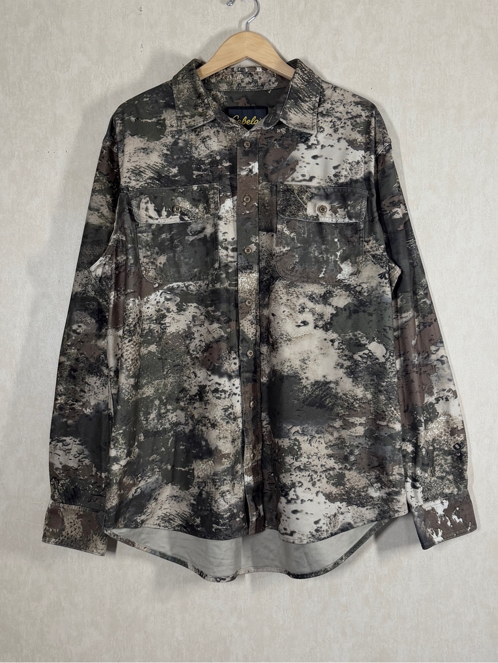 Cabela’s Men’s Longsleeve Button Down Chamois Shirt Hunting in Green Octane XLT